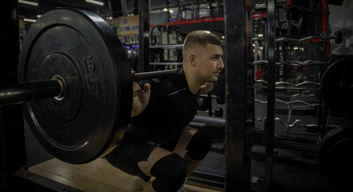 Unlocking the Benefits of Knee Sleeves: Why Every Weightlifter Needs Them - TWH