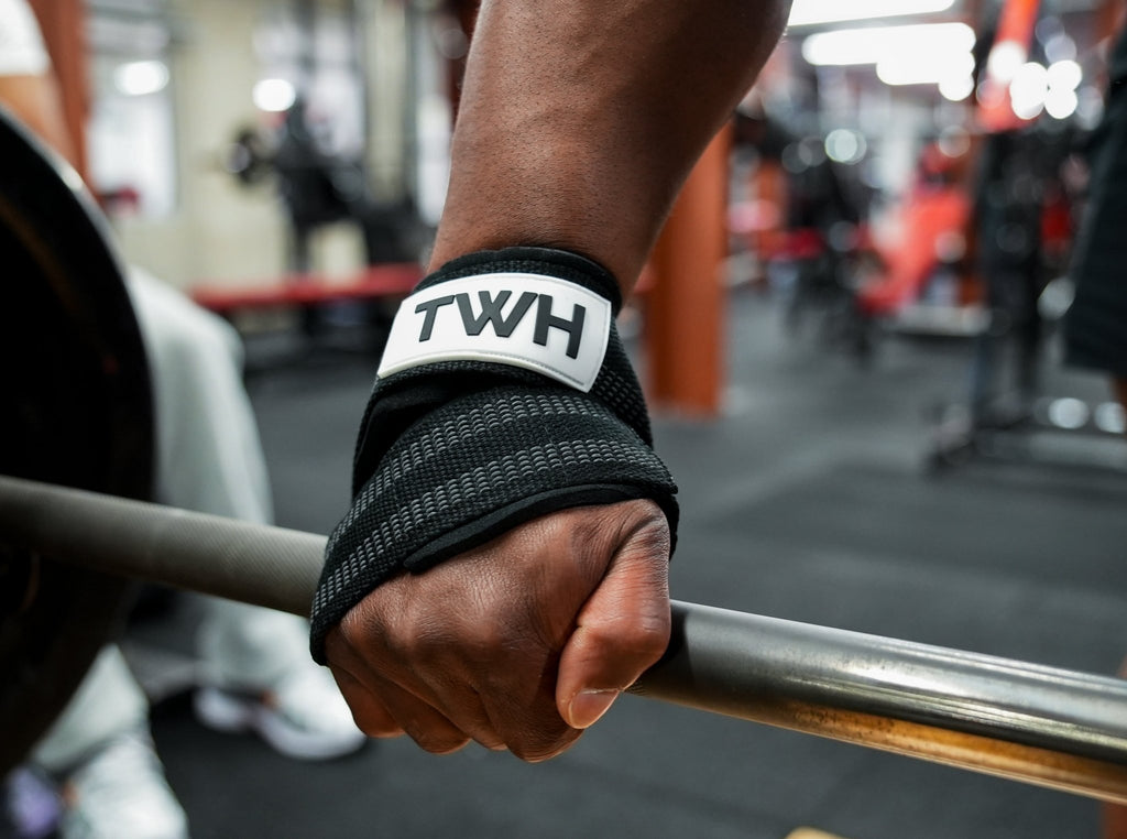 TWH figure 8 lifting straps Ireland and UK – maximum grip for deadlifts and row